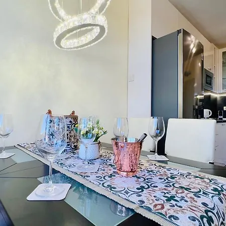 Bratanov Vip Zone Maisonettes 606 & 609 * ساني بيتش