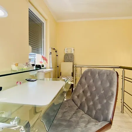 Bratanov Vip Zone Maisonettes 606 & 609