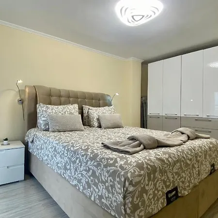 Bratanov Vip Zone Maisonettes 606 & 609 شقة ساني بيتش
