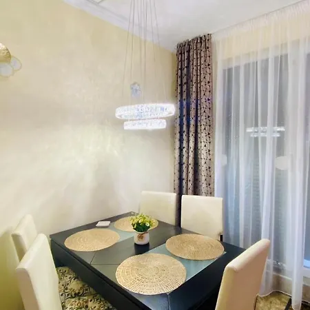 Bratanov Vip Zone Maisonettes 606&609 *