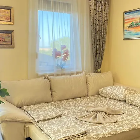 Bratanov Vip Zone Maisonettes 606 & 609 * Солнечный берег