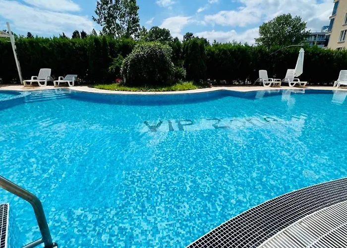 Bratanov Vip Zone Maisonettes 606 & 609 *